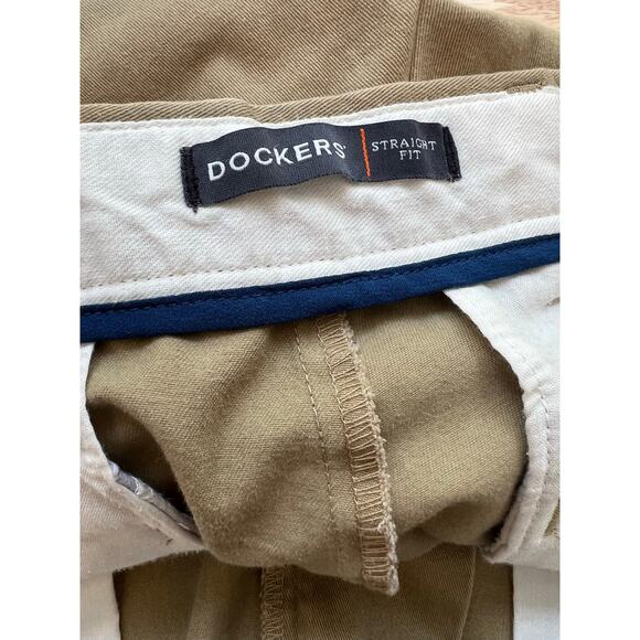 Dockers Straight Fit Flat Front Khaki Chinos Size 32X32 JL - Picture 10 of 12
